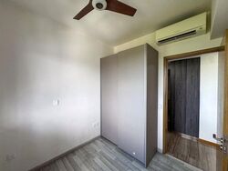 Lakeville (D22), Condominium #607779681